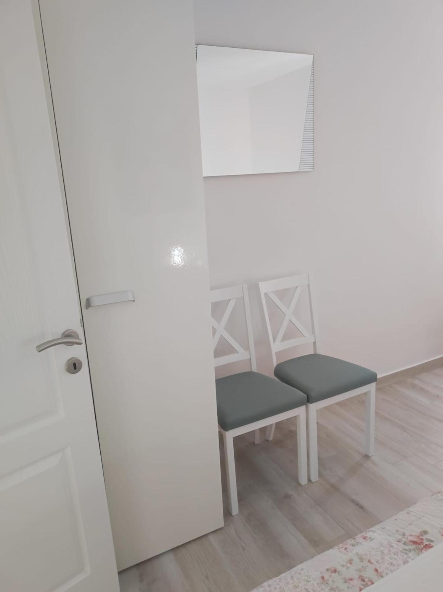 Gordana Apartmani Ljubač Exterior foto